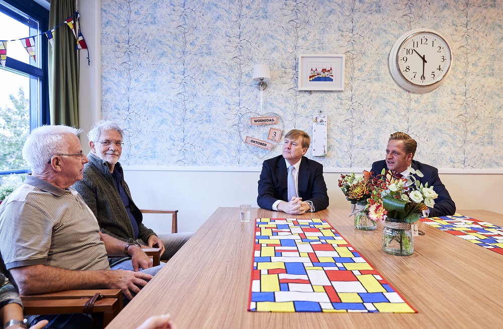 Bezoek Koning tijdens Destinguished Visitors Day Lowland Granade
