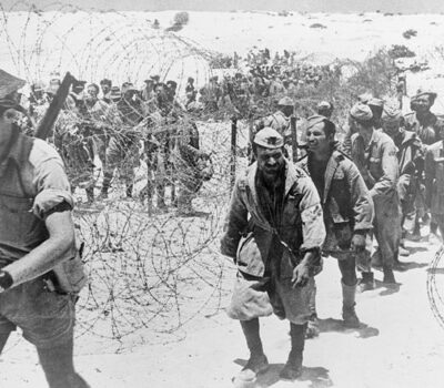 italiaanse-krijgsgevangenen-el-alamein-1942