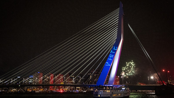 COLLARD-070123-Erasmusbrug